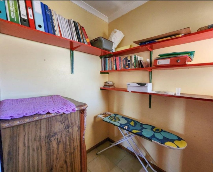 3 Bedroom Property for Sale in Sunnyridge Eastern Cape